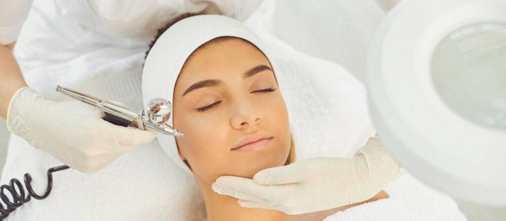 Facial Therapy Men & Women